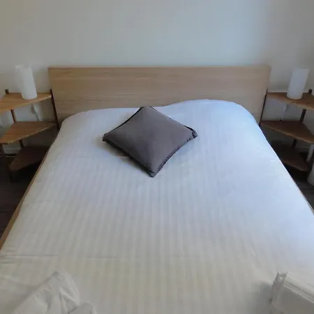 Agence Moment' Season 公寓